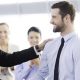 5 Cách mới để khen thưởng nhân viên hiệu quả, công bằng