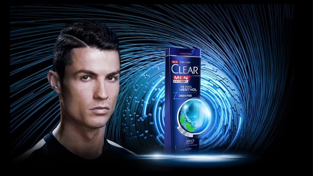 Ronaldo quảng cáo cho Clear